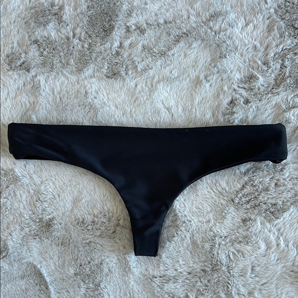 Kaohs Salty Bikini Bottom size M - Picture 5 of 7